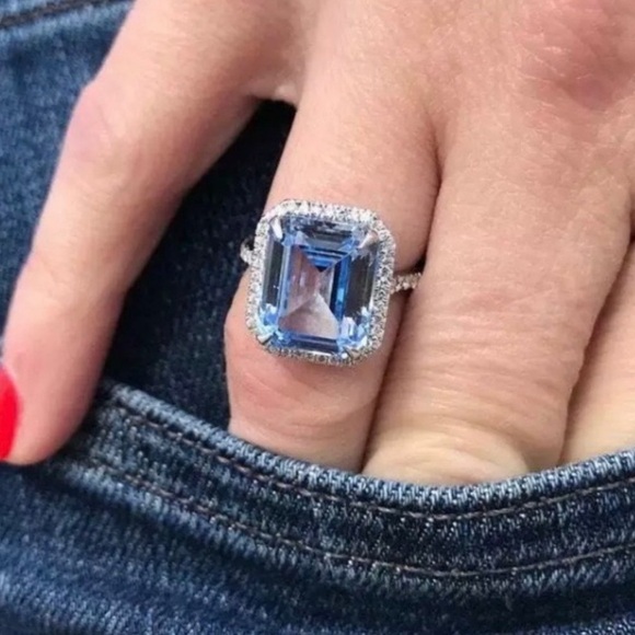 SAPPHIRE 925 STERLING SILVER HALO RING, CUTE RING, SHINY RING. - Picture 1 of 6